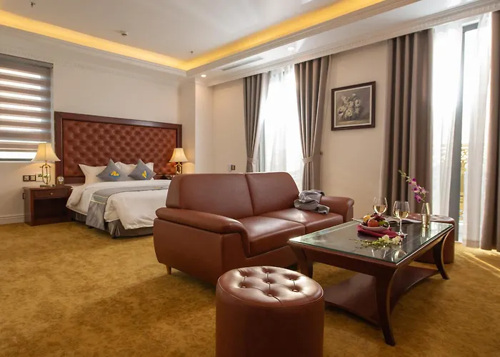 The Shine Hotel Hai Phong