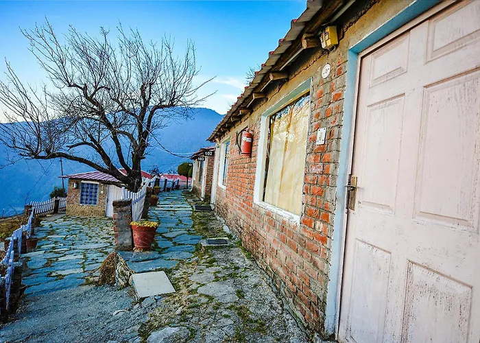Fabexpress 180 Degree Resort Mussoorie