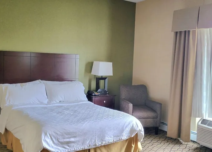 Wingate By Wyndham Kittanning Hotel