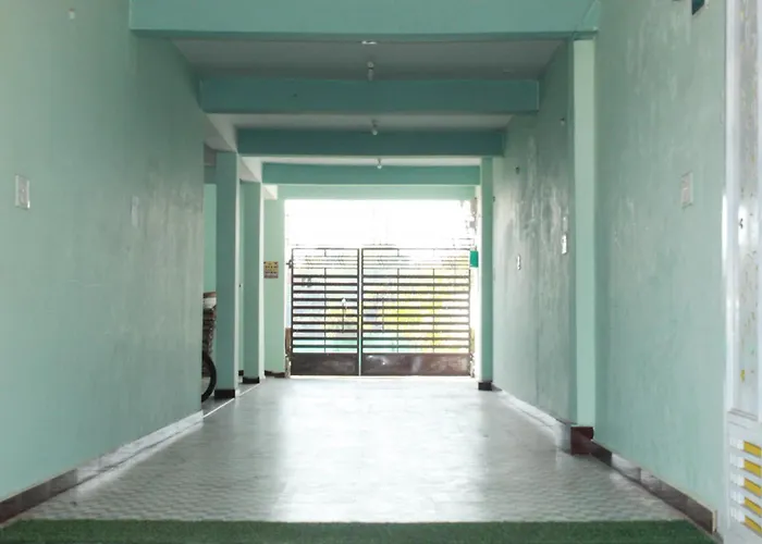 Utsav Lodge And Mangal Bhavan Piparia