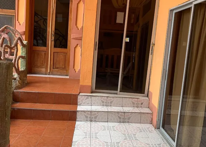 Hotel Aurora Flores