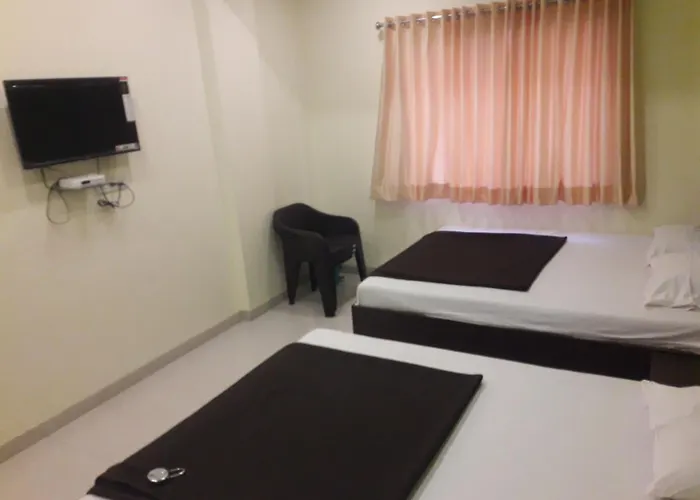 Hotel Sai Meera Palace Shirdi