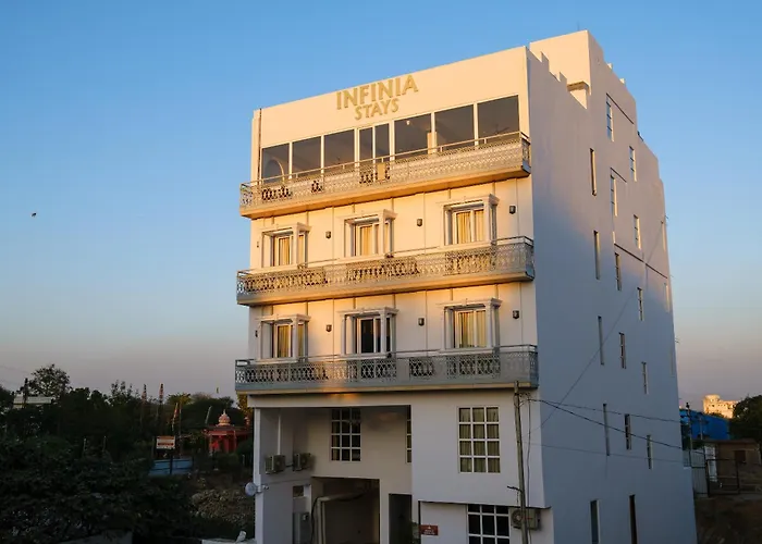 Infinia Stays - A Luxury Boutique Hotel Udaipur