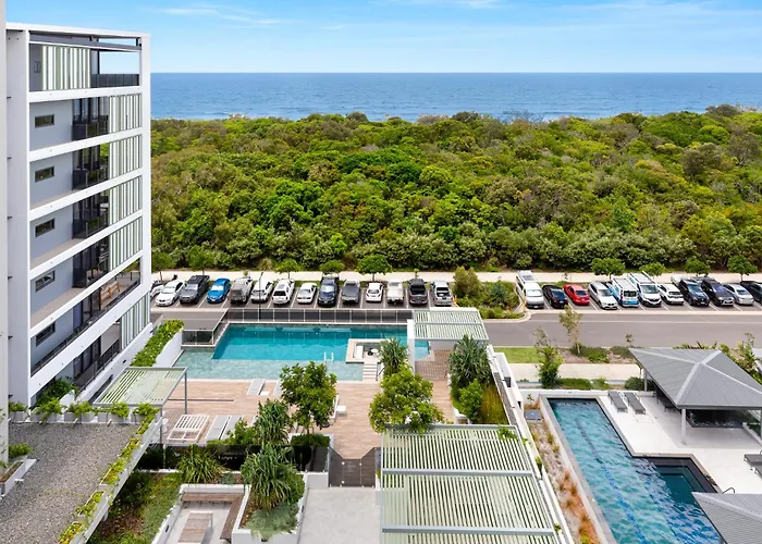 Seanna Residences Bokarina Beach Kawana Waters