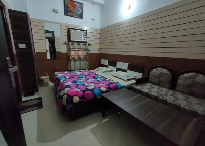 Arjun Guest House Pathankot