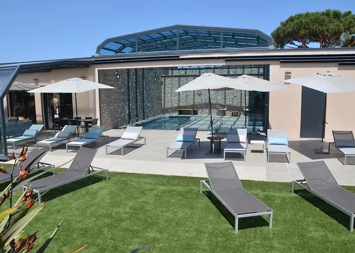 Domaine Villas Mandarine Private Pools & Spa Calvi 
