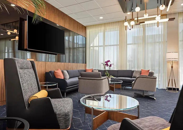 Courtyard By Marriott Bettendorf