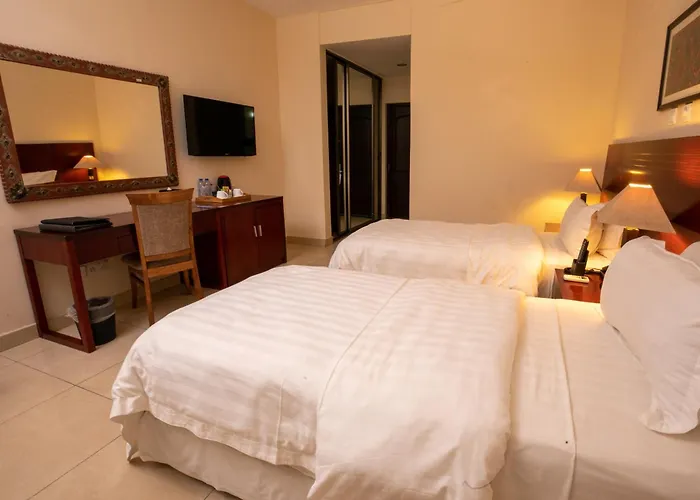 La Palm Royal Beach Hotel Akra