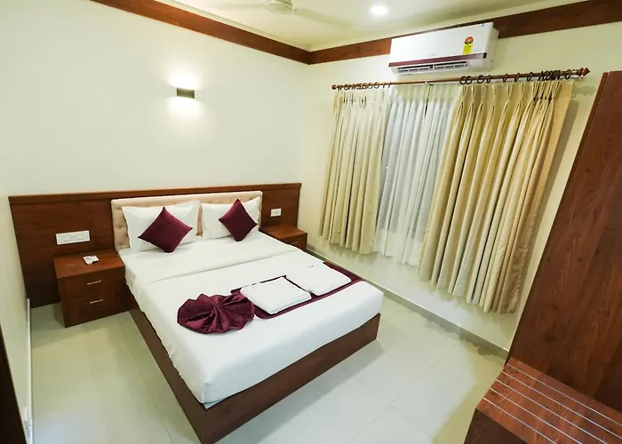 Royalton Residency Hotel Mundakayam