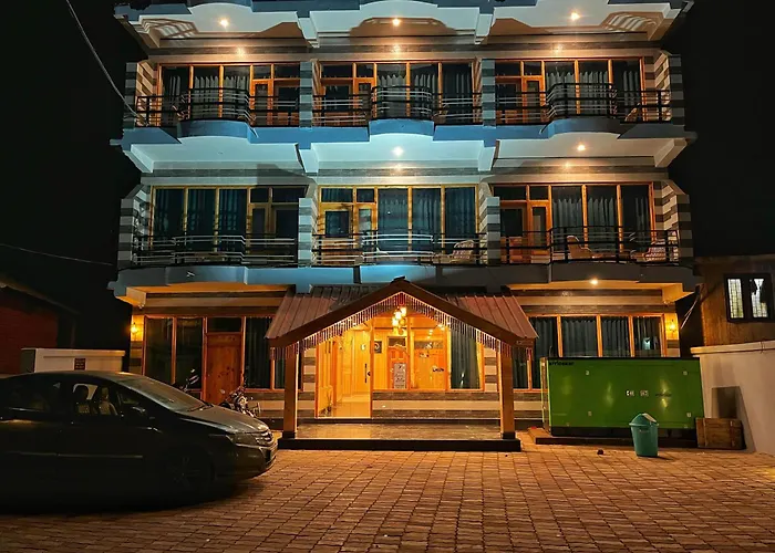 Hotel Mid Orchard Kasol -River Side
