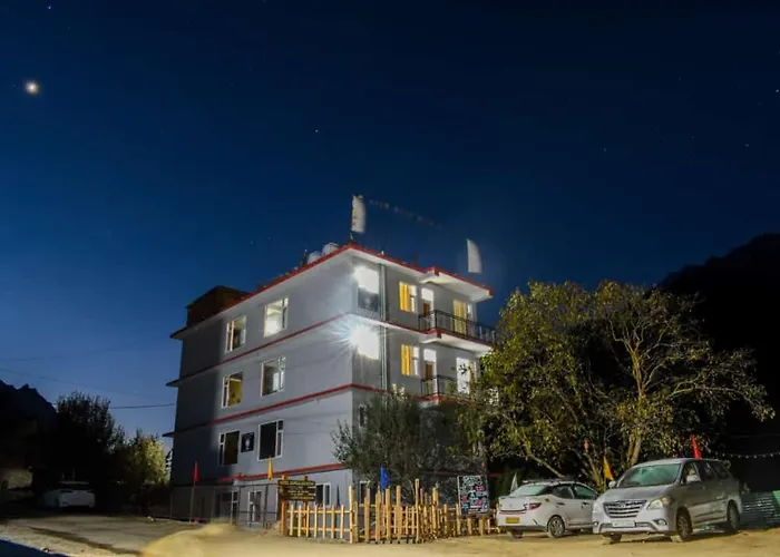 Hotel Sangla Mansion