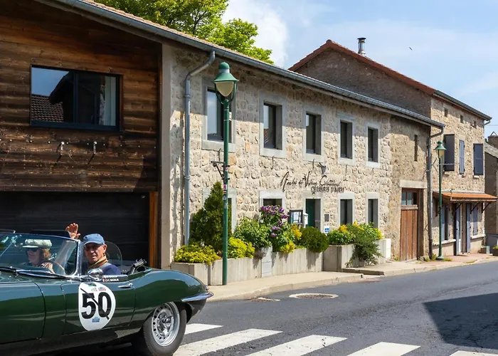 André et Viviane Chatelard - Chambres d'hôtes Saint-Bonnet-le-Froid
