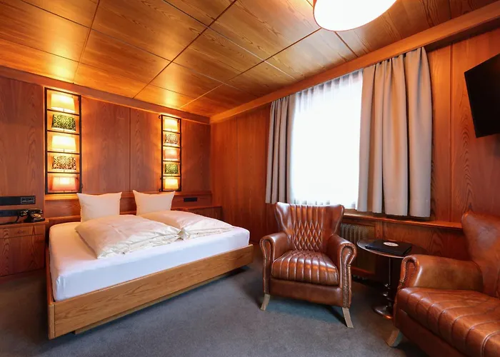 Hotel Pension Kirchplatz Sankt Anton am Arlberg
