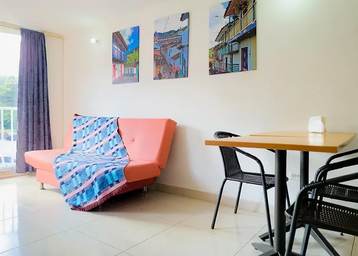Hostal - Dona Elva A 15 Min Del Aeropuerto Rionegro