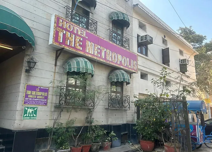 The Metropolis Guest House Near Rk Ashram Metro Station New Delhi