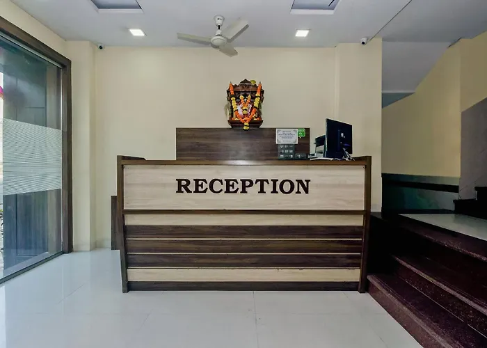 Oyo 23656 Parimeet Hotel Mumbai
