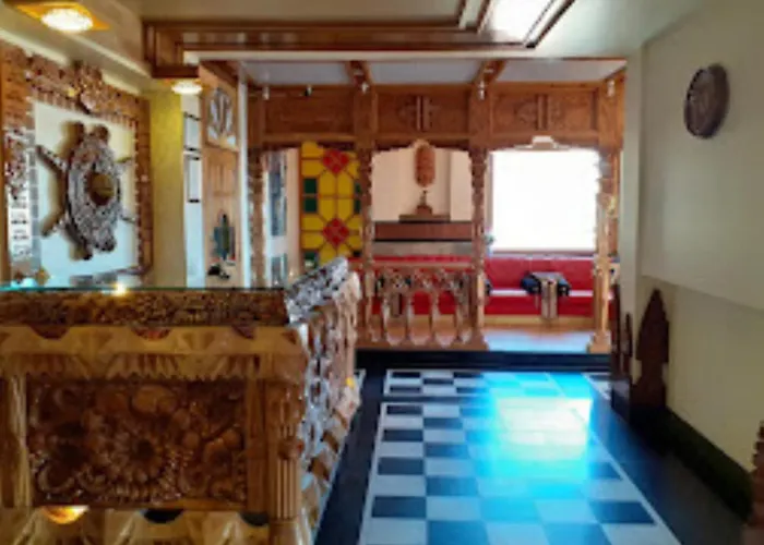 Hotel Rocky Knob Shimla