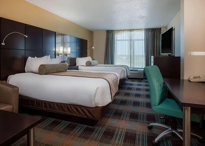 Wingate By Wyndham - Orlando International Airport- Free Hot Breakfast Hotel