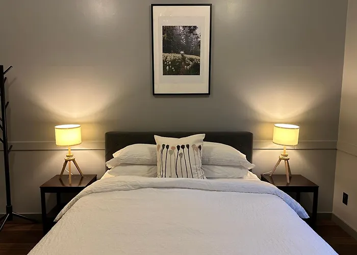 Westfir Lodge & Mountain Market Oakridge