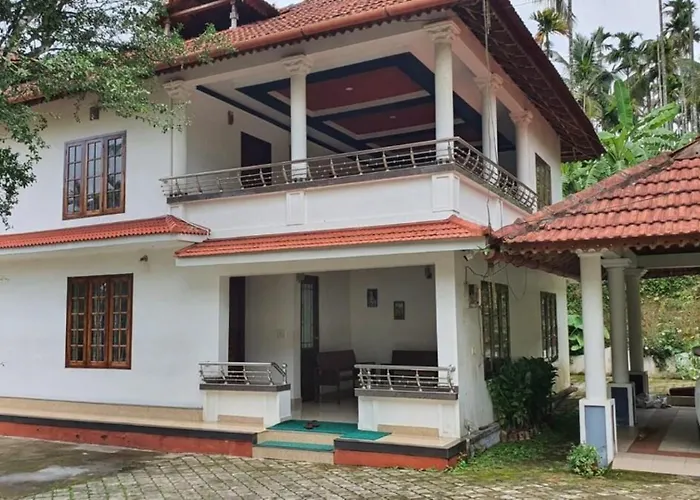 Misty Gate Kerala Hotel Vythiri