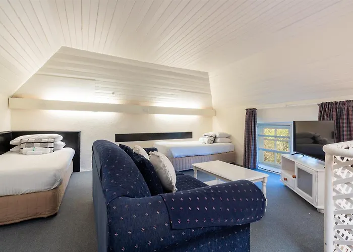 Coolangatta Estate Shoalhaven Heads Motel Berry