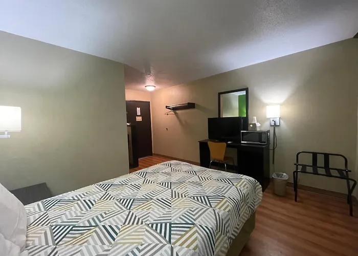 Dakota Inn Fargo