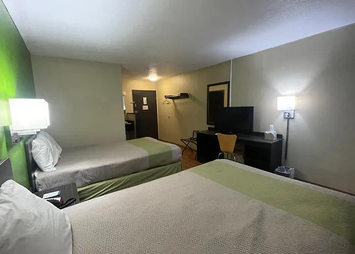 Dakota Inn Fargo