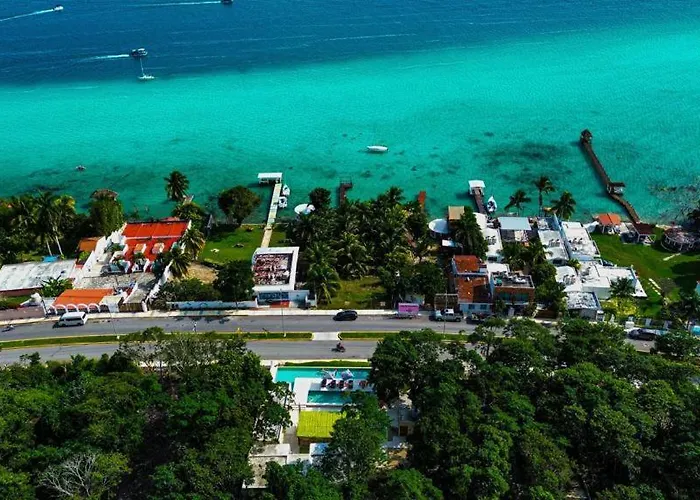Hotel&Eco Cabañas Azul María Bacalar- Gratis Club de playa