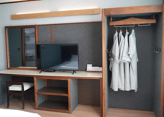 Sacheon Grand Tourist Hotel