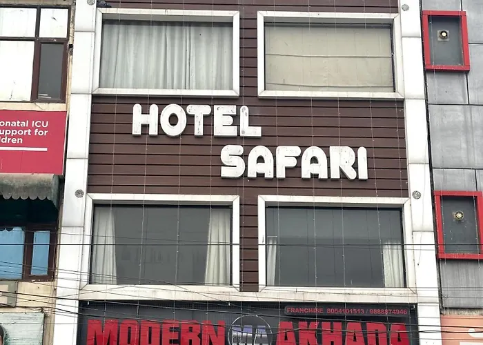 Hotel The Safari Zirakpur