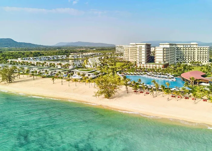 Moevenpick Resort Waverly Phú Quốc