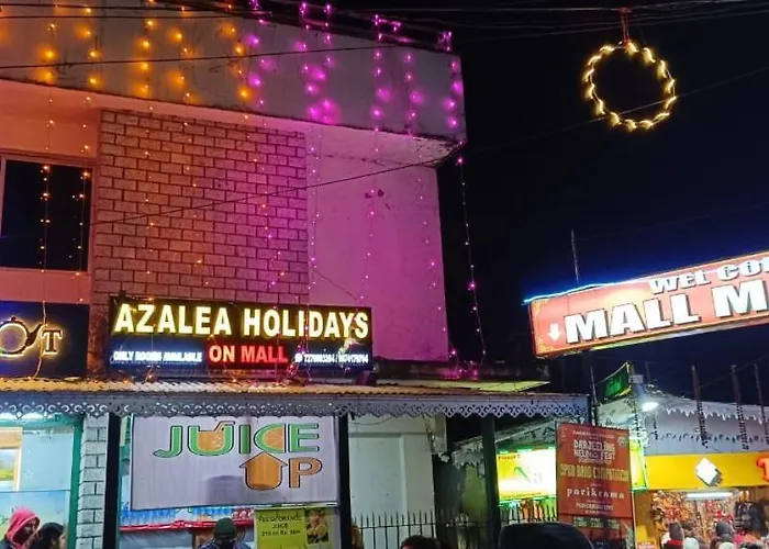 Azalea Holidays On Mall Darjeeling 