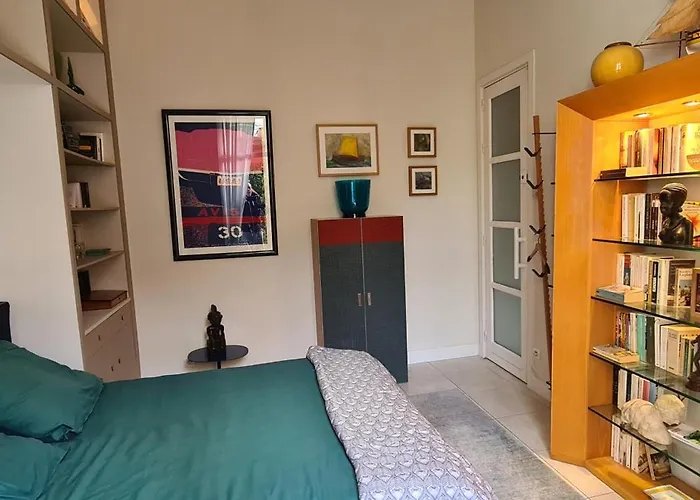 Suite indépendante avec 1 chambre et 1 bureau Montpellier