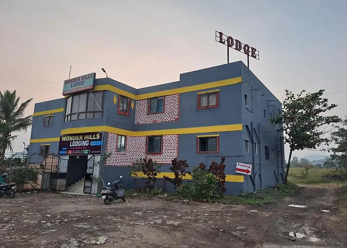 Wonder Hills Lodge Pirangut