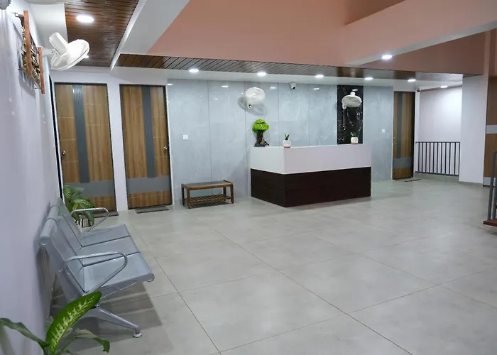 Hotel Shree Ram Rajpipla