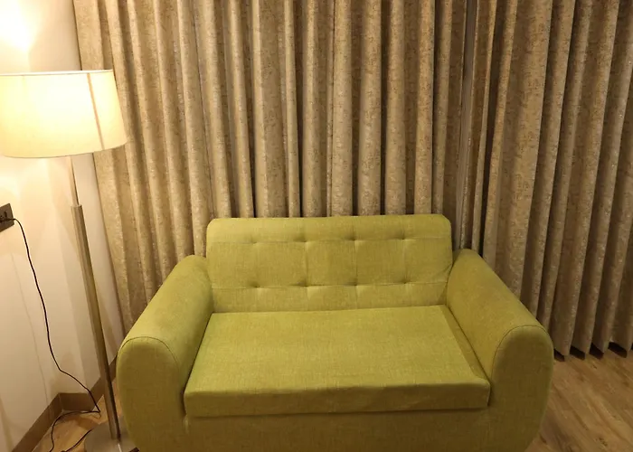 Hotel Le Seasons Park Greater Noida
