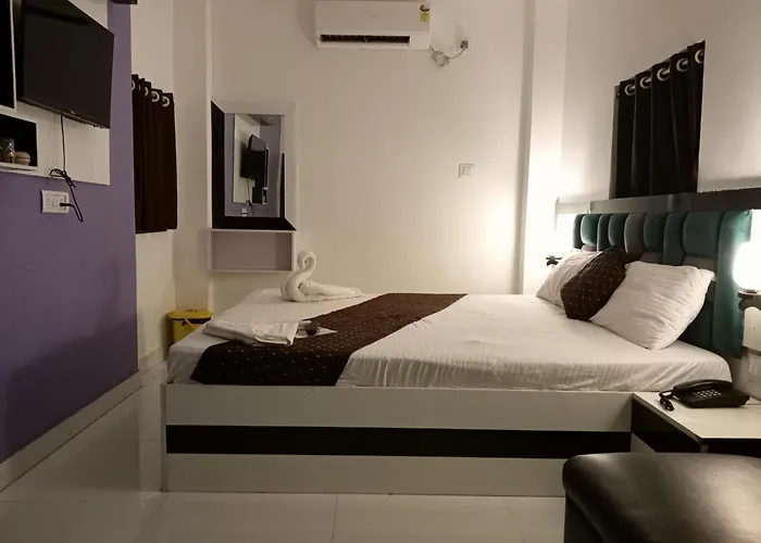 Hotel Green Leaf Kolkata