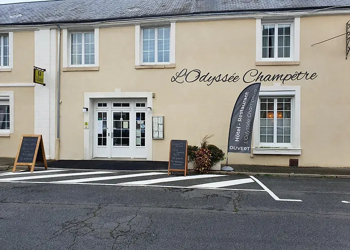 Logis Hotel Restaurant L'Odyssee Champetre Le Lude