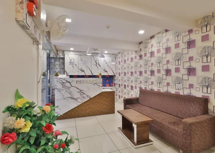 Hotel Rest Inn Gandhinagar