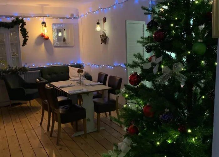 The Lazy Lion Bed & Breakfast Milford on Sea