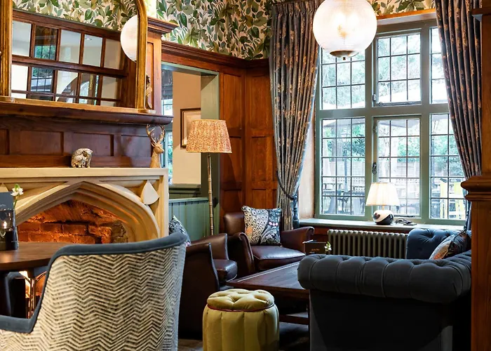 The Oatlands Chaser By Innkeeper'S Collection Weybridge