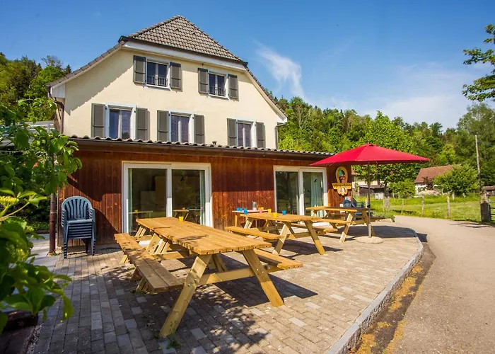 Hotel Chez l'Gaby - Vivre à la ferme à Porrentruy