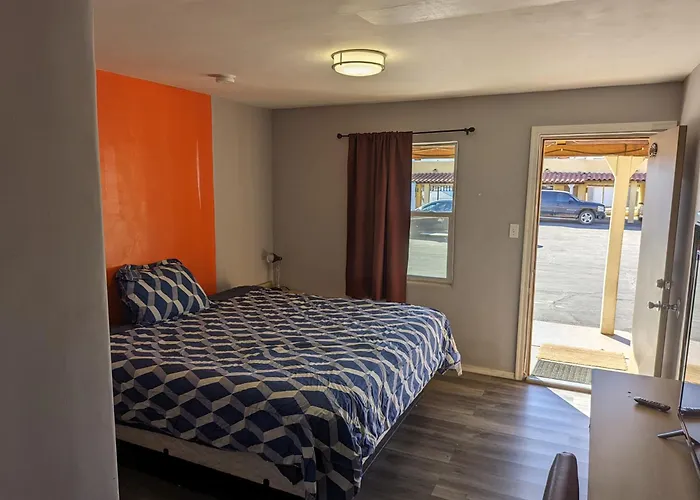 El Rey Motel Globe