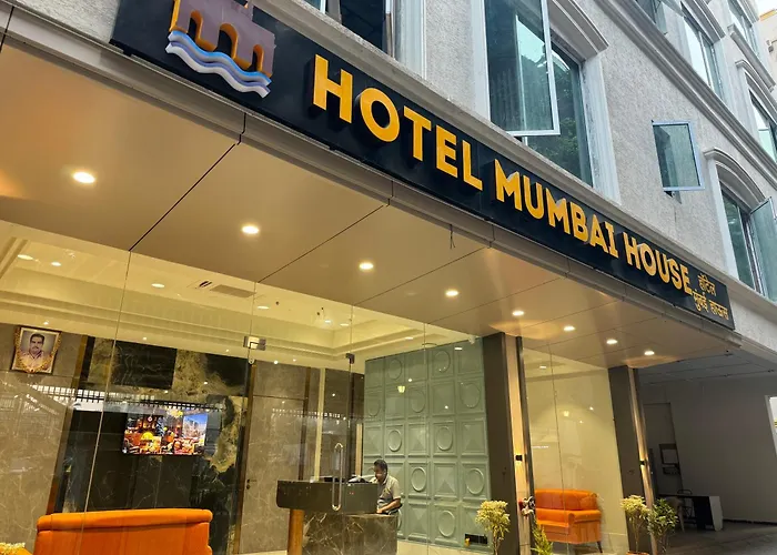 Hotel Mumbai House, Valnai Malad