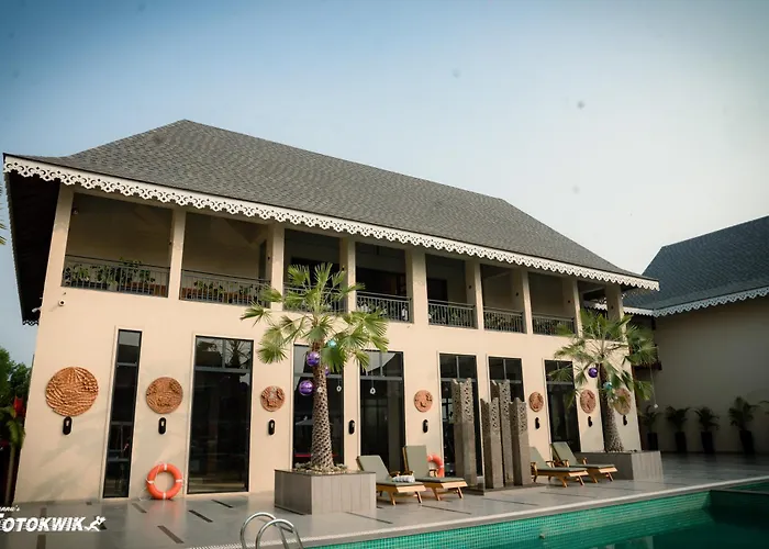 Maira Resort And Convention Centre Raipur 