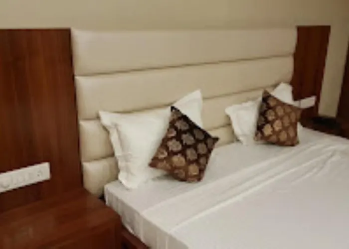 Hotel Vinayak Grand , Akbarpur Akbarpur 