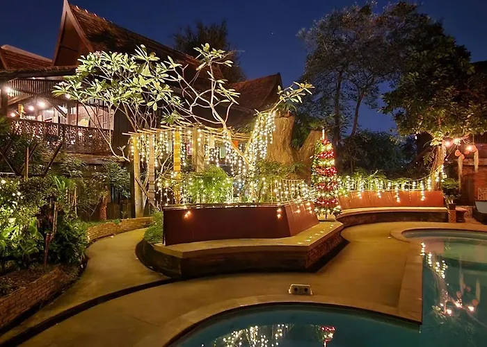 Club One Seven Gaymen Chiang Mai Hotel
