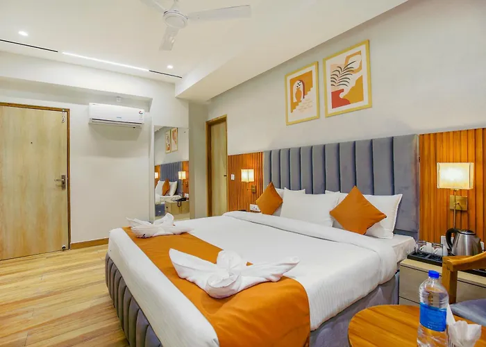 Hotel West Inn Premium Kharar