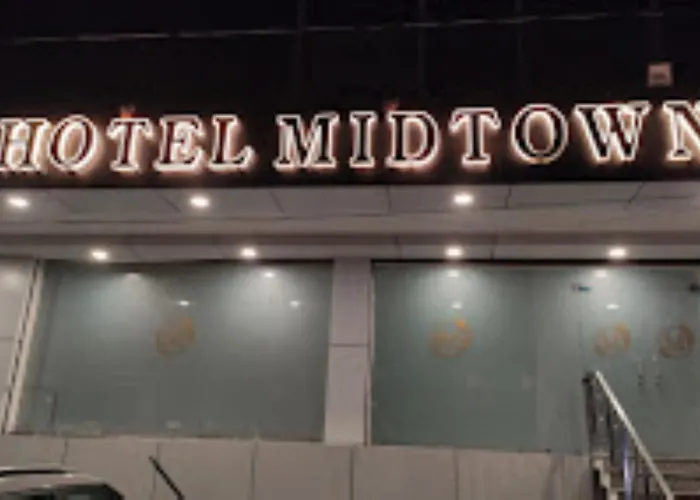 Hotel Midtown , Bareilly