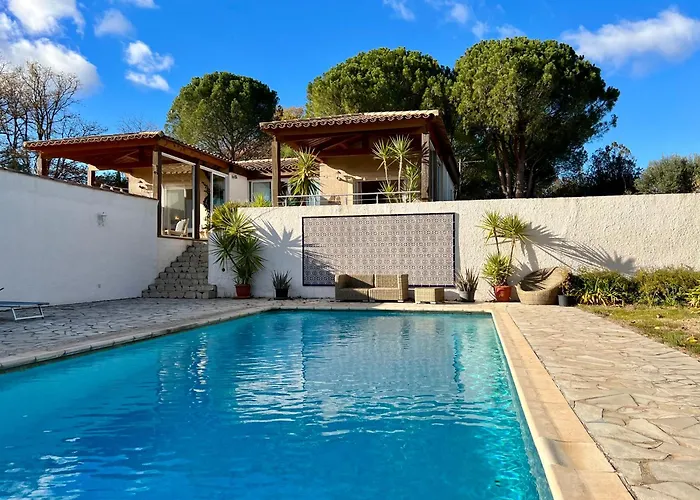 Hotel Au Bonheur Dezange à Pézenas